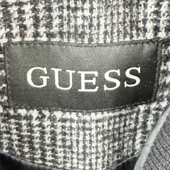 Guess Black and White Snap Closure Detachable Knit Collar Coat Size XL Classic - Picture 7 of 12